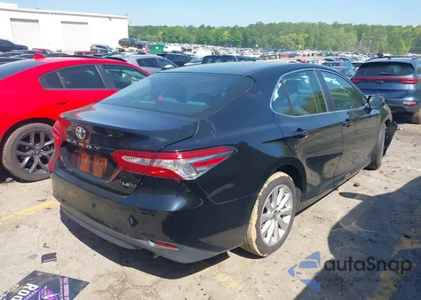 2018 Toyota Camry Le из США, поврежденный, VIN 4T1B11HK2JU081624